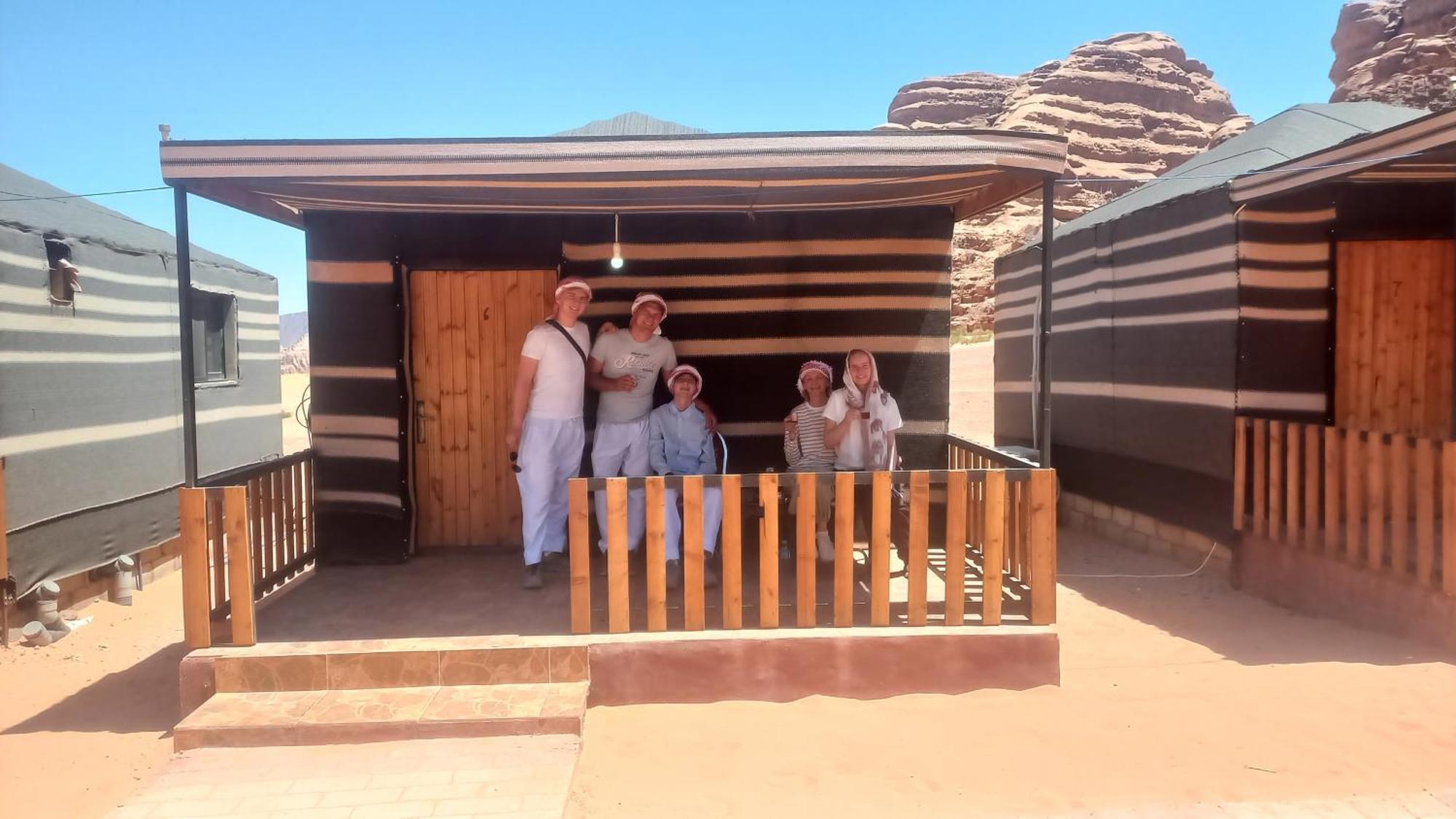 غرووب وادي رم Hotel Kültér fotó